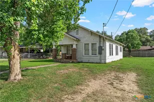 709 E 18th St, Cameron, TX 76520 - Photo 13