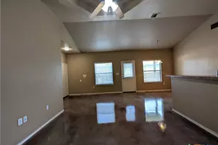 228 Anne Louise Dr, New Braunfels, TX 78130 - Photo 3