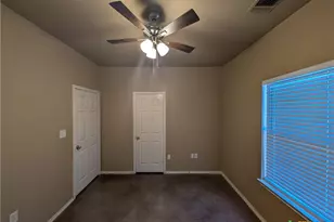 228 Anne Louise Dr, New Braunfels, TX 78130 - Photo 15