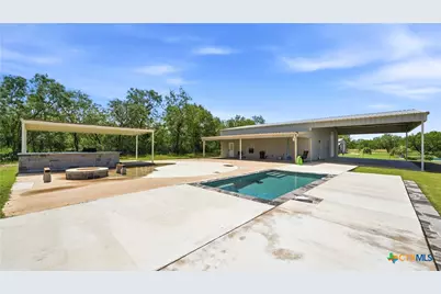 731 County Road 356, Adkins, TX 78101 - Photo 37