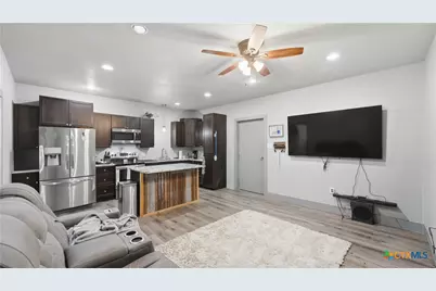 731 County Road 356, Adkins, TX 78101 - Photo 41