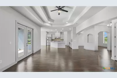 731 County Road 356, Adkins, TX 78101 - Photo 7