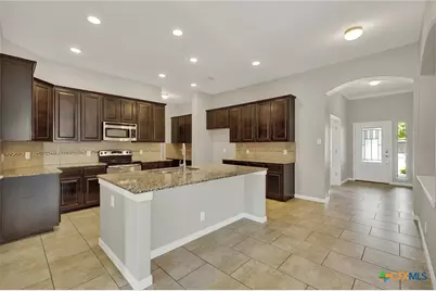 846 Madison Avenue, New Braunfels, TX 78130 - Photo 5