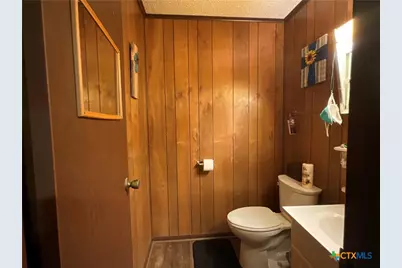 105 Kimberly Lane, Yoakum, TX 77995 - Photo 25