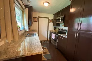 105 Kimberly Ln, Yoakum, TX 77995 - Photo 23