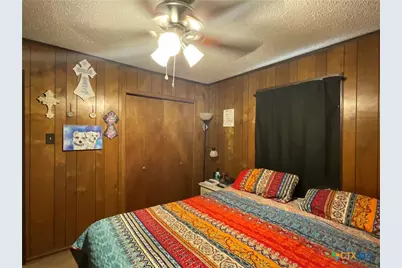 105 Kimberly Lane, Yoakum, TX 77995 - Photo 27