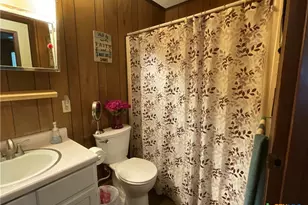 105 Kimberly Ln, Yoakum, TX 77995 - Photo 35