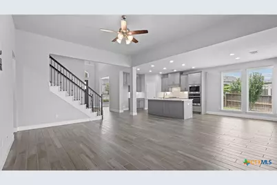 6501 Crockett Cove, Cibolo, TX 78108 - Photo 7