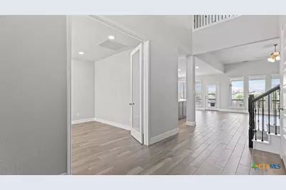 6501 Crockett Cove, Cibolo, TX 78108 - Photo 3