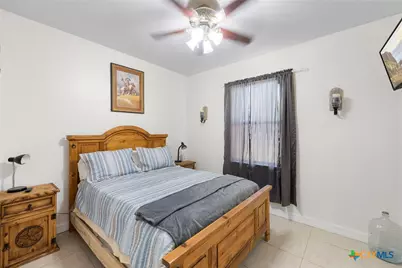 1102 Private Road 2332, Giddings, TX 78942 - Photo 19