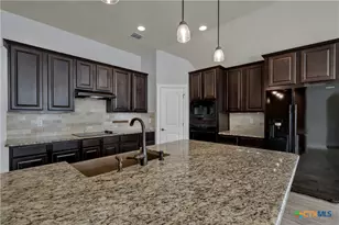 842 Madison Ave, New Braunfels, TX 78130 - Photo 15