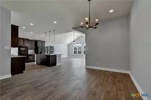 842 Madison Ave, New Braunfels, TX 78130 - Photo 11