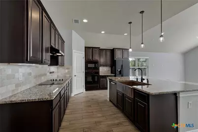 842 Madison Avenue, New Braunfels, TX 78130 - Photo 17