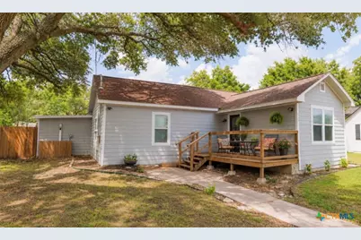 310 East Second Street, Cuero, TX 77954 - Photo 1