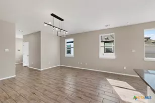 189 Fabion St, Kyle, TX 78640 - Photo 5