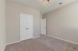 189 Fabion St, Kyle, TX 78640 - Photo 43