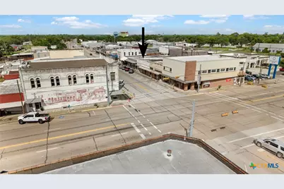 111 E Main Street, Edna, TX 77957 - Photo 21