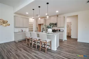 268 Whitetail Ln, Victoria, TX 77905 - Photo 11