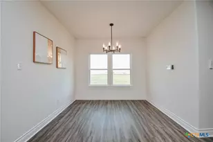 268 Whitetail Ln, Victoria, TX 77905 - Photo 15