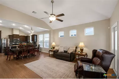 339 Brushy Creek, Victoria, TX 77904 - Photo 9