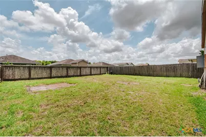 811 E Mesquite Lane, Victoria, TX 77901 - Photo 19
