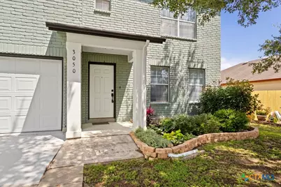3050 Button Ball, New Braunfels, TX 78130 - Photo 3