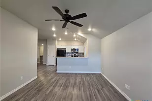 523 Lost Trl, Copperas Cove, TX 76522 - Photo 3