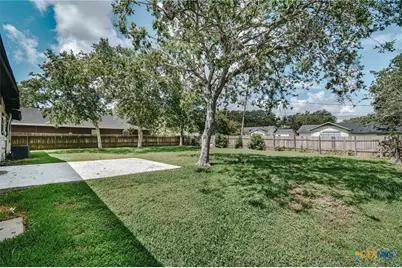 2605 N Ben Jordan Street, Victoria, TX 77901 - Photo 29