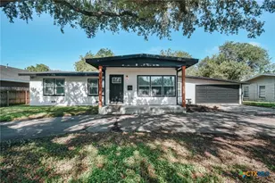 2605 N Ben Jordan St, Victoria, TX 77901 - Photo 1