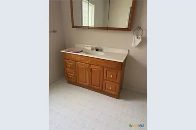 306 Avalon Avenue, Port Lavaca, TX 77979 - Photo 7