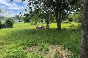 406 W French St, Cuero, TX 77954 - Photo 5
