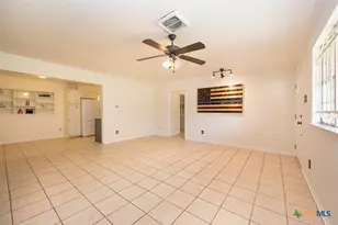 404 Roadrunner Ln, Killeen, TX 76542 - Photo 17