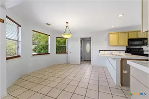 230 Broken Arrow, Floresville, TX 78114 - Photo 27