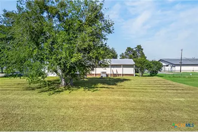 1619 Seydler Street, Gonzales, TX 78629 - Photo 19