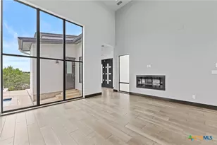 1347 Bordeaux Ln, New Braunfels, TX 78132 - Photo 5