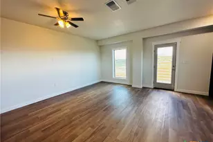 725 Hard Luck Rd, Marion, TX 78124 - Photo 3