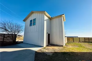 725 Hard Luck Rd, Marion, TX 78124 - Photo 1
