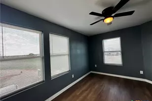725 Hard Luck Rd, Marion, TX 78124 - Photo 9