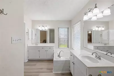 217 Spur Drive, Victoria, TX 77904 - Photo 11