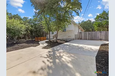 1463 Bonnyview Drive, Canyon Lake, TX 78133 - Photo 3