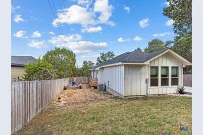 1463 Bonnyview Drive, Canyon Lake, TX 78133 - Photo 29