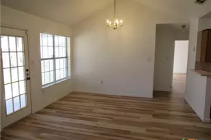 3004 Honeysuckle Cir, Killeen, TX 76542 - Photo 5