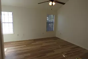3004 Honeysuckle Cir, Killeen, TX 76542 - Photo 9