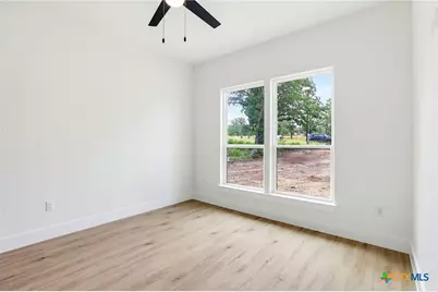 315 Post Oak Street, Gonzales, TX 78629 - Photo 19