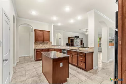 5721 Fenton Lane, Belton, TX 76513 - Photo 9