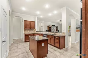 5721 Fenton Ln, Belton, TX 76513 - Photo 9