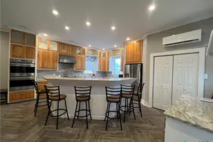 909 Power St, Refugio, TX 78377 - Photo 31