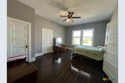 909 Power Street, Refugio, TX 78377 - Photo 15