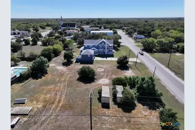 909 Power Street, Refugio, TX 78377 - Photo 3