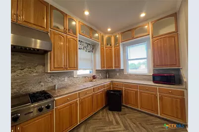 909 Power Street, Refugio, TX 78377 - Photo 27